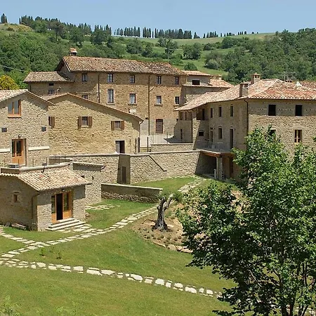 Villa Sleeps 4 Pool Wifi Morra